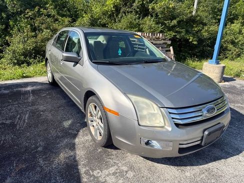 Used 2009 Ford Fusion SEL FWD image 3