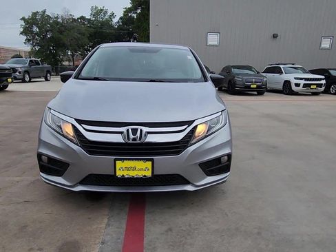 Used 2018 Honda Odyssey LX image 5