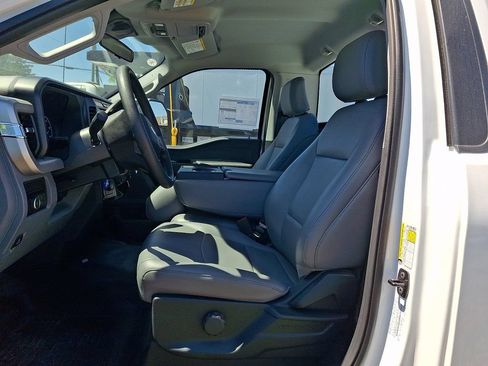 New 2026 Ford F250 XL w/ XL Chrome Package AWD/4WD image 8