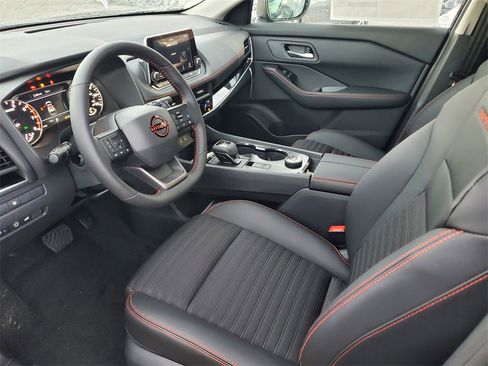 New 2026 Nissan Rogue Rock Creek image 7