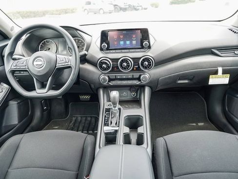 New 2025 Nissan Sentra S image 13