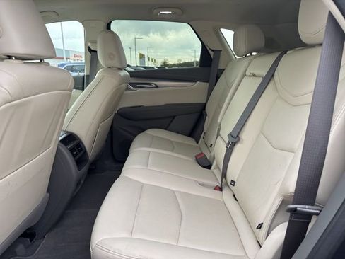 Used 2023 Cadillac XT5 Premium Luxury image 9