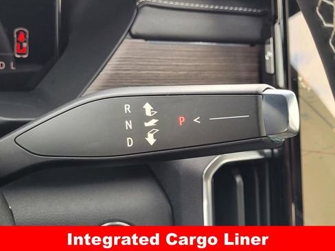 New 2026 GMC Acadia Denali w/ Super Cruise Package image 17