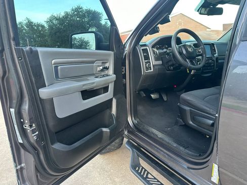 Used 2019 RAM 1500 Classic Warlock w/ Electronics Group RWD image 10