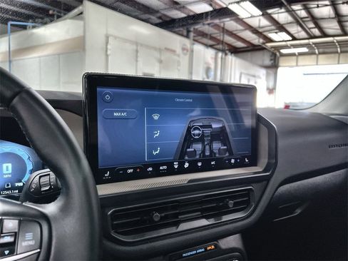 Used 2025 Ford Bronco Sport Big Bend w/ Convenience Package image 30