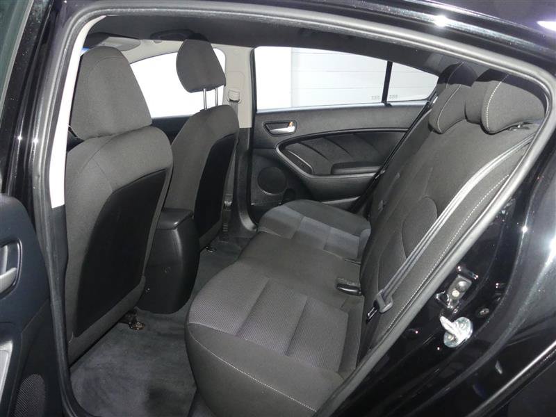 Used 2017 Kia Forte LX FWD image 25