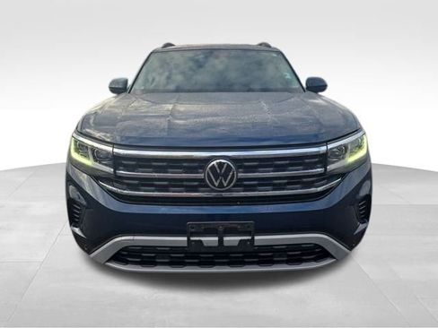 Used 2022 Volkswagen Atlas SE image 2