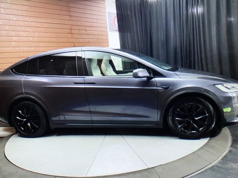 Used 2023 Tesla Model X image 15