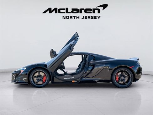 Used 2016 McLaren 650S Spider image 12