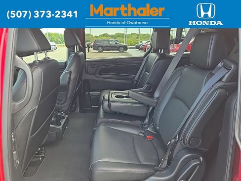 Used 2026 Honda Odyssey Sport-L image 12