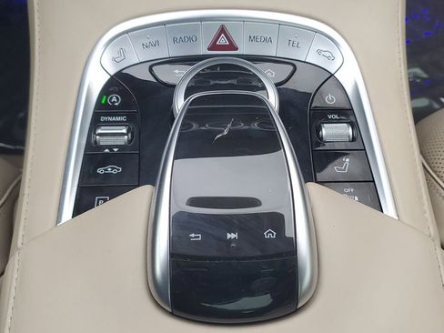 Used 2019 Mercedes-Benz S 560 Sedan image 36