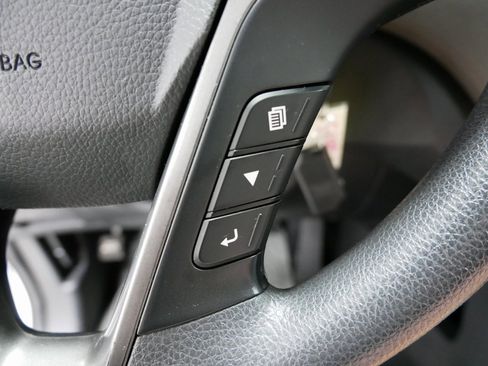Used 2017 Hyundai Santa Fe Sport image 27