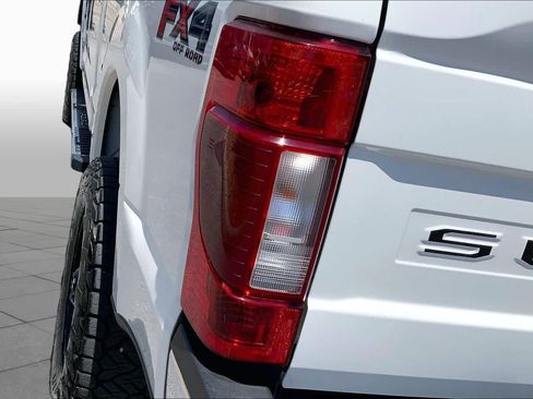 Used 2021 Ford F350 Lariat w/ Lariat Ultimate Package AWD/4WD image 29