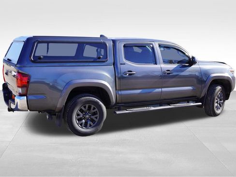 Used 2023 Toyota Tacoma SR5 AWD/4WD image 4