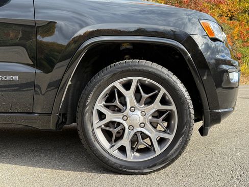 Used 2020 Jeep Grand Cherokee Overland image 9