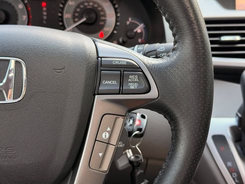 Used 2013 Honda Odyssey Touring Elite image 31
