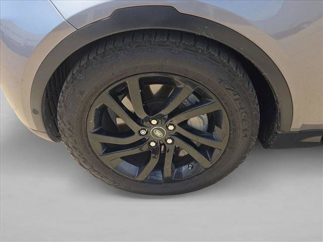 Used 2020 Land Rover Discovery HSE AWD/4WD image 25