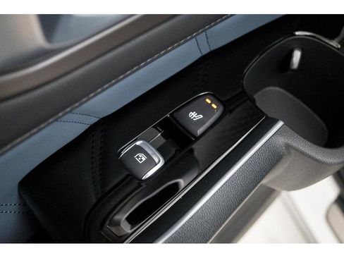 New 2025 Kia Sorento SX Prestige image 14