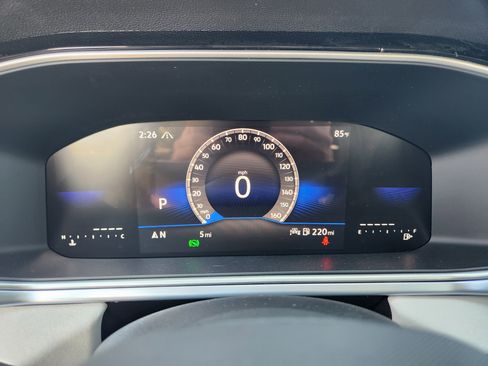 New 2025 Volkswagen Taos SE image 11