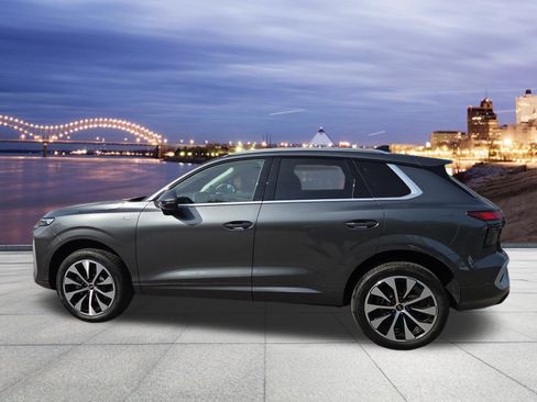 New 2026 Audi Q3 quattro 2.0T AWD/4WD image 3