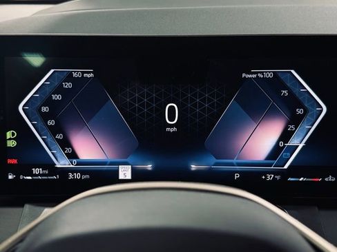 Used 2025 BMW X3 xDrive30i w/ Premium Package image 28