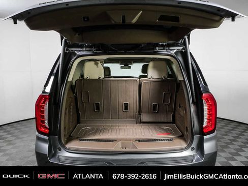 Used 2022 GMC Yukon Denali image 32