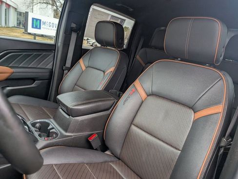 Used 2023 GMC Canyon AT4 w/ AT4 Premium Package image 20