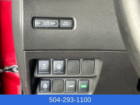 Used 2021 Nissan Rogue Sport SV FWD image 12