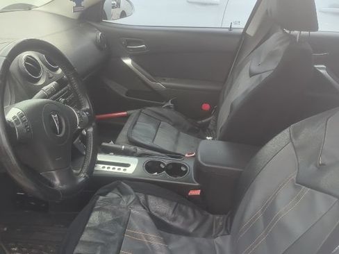 Used 2010 Pontiac G6 Sedan FWD image 6