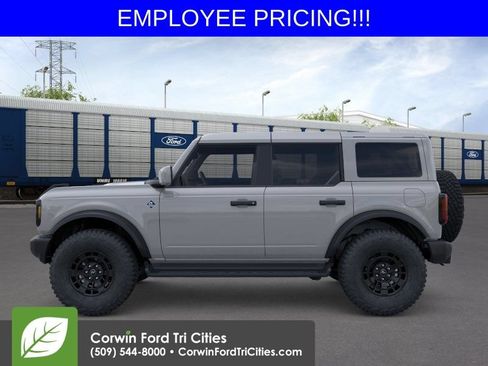 New 2026 Ford Bronco Outer Banks AWD/4WD image 4