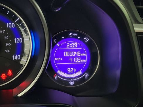 Used 2017 Honda Fit LX image 2