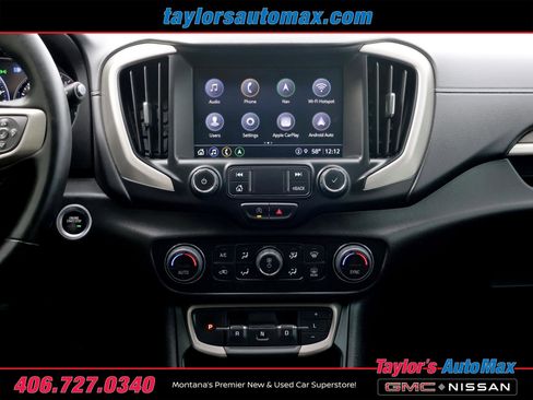 Used 2024 GMC Terrain Denali w/ Denali Premium Package image 11