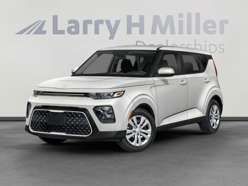 Used 2022 Kia Soul LX w/ Technology Package FWD image 4