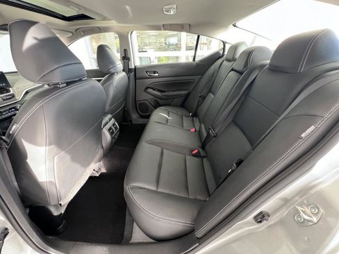 Used 2023 Nissan Altima 2.5 SL image 12