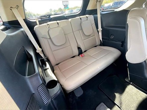 Used 2022 Ford Explorer XLT w/ Equipment Group 202A image 26