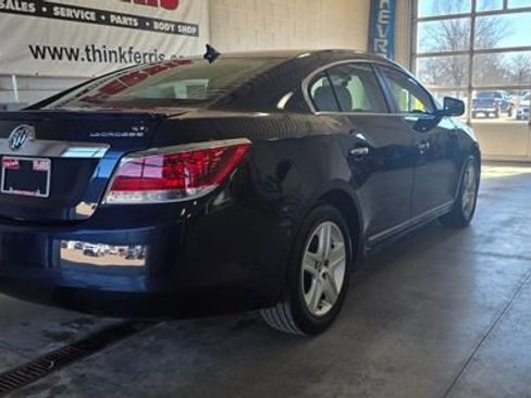 Used 2011 Buick LaCrosse CX image 7