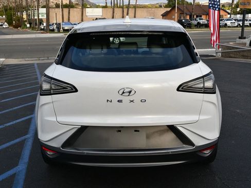 Used 2022 Hyundai Nexo Blue FWD image 6