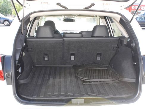 Used 2016 Subaru Outback 2.5i Limited AWD/4WD image 6