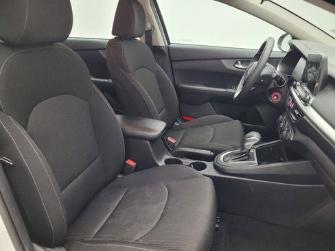 Used 2021 Kia Forte Sedan FWD image 21