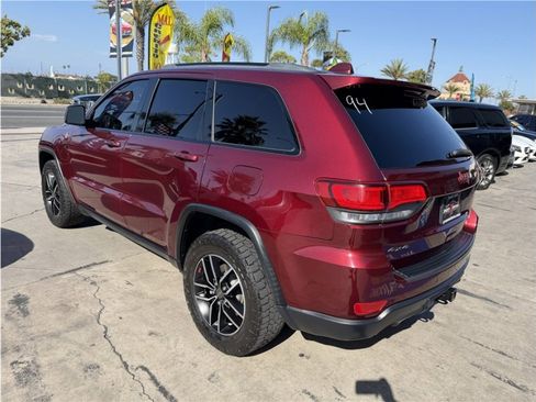 Used 2020 Jeep Grand Cherokee Trailhawk AWD/4WD image 11