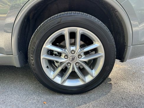 Used 2024 Dodge Durango GT image 37
