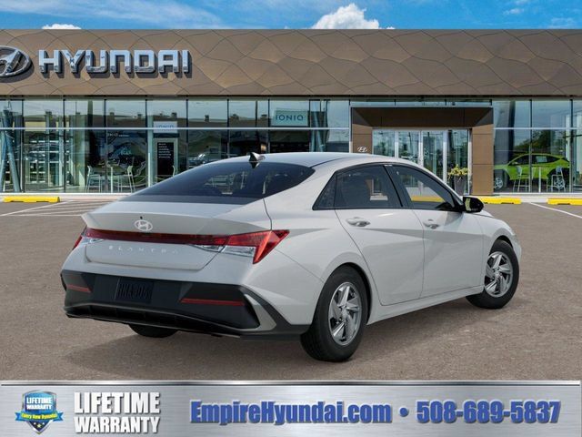New 2026 Hyundai Elantra SE FWD image 4