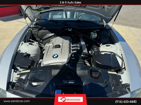 Used 2006 BMW Z4 3.0i RWD image 18