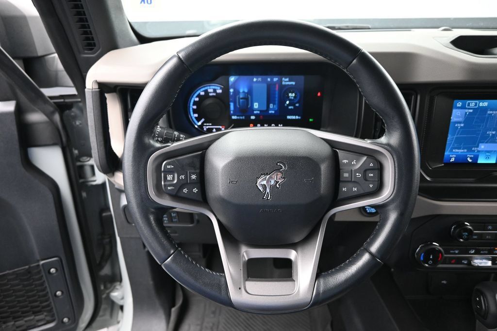Used 2022 Ford Bronco Wildtrak AWD/4WD image 16