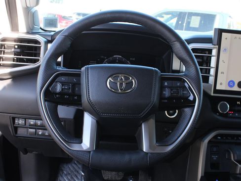 Used 2024 Toyota Tundra Limited image 9