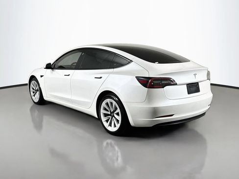 Used 2023 Tesla Model 3 Standard Range RWD image 5
