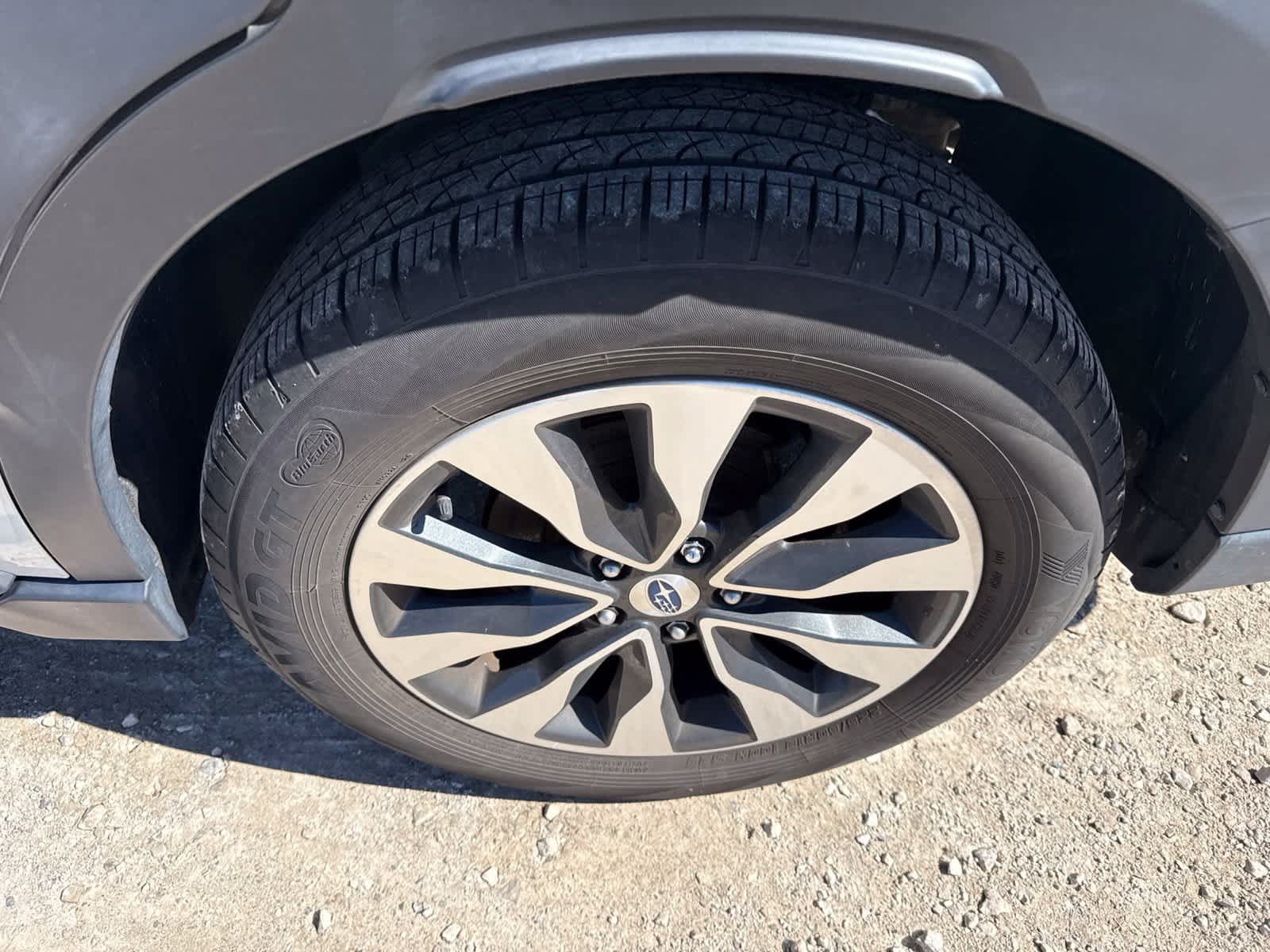 Certified 2024 Subaru Outback Limited AWD/4WD image 7