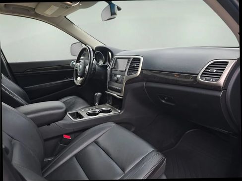Used 2012 Jeep Grand Cherokee Laredo AWD/4WD image 23