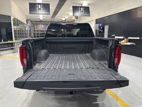 Used 2025 GMC Sierra 1500 AT4 image 37