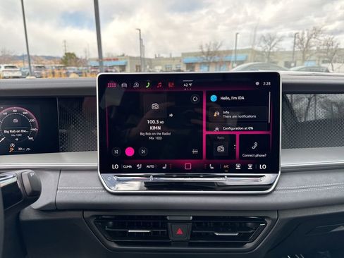 New 2026 Volkswagen Tiguan SE image 17